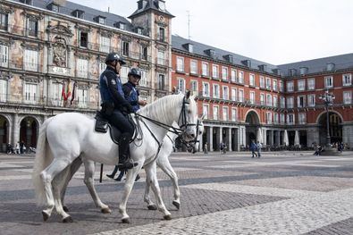 Los protagonistas de la pandemia, a un libro