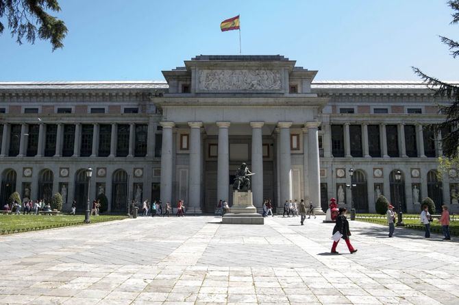 Una vuelta por El Prado o un ciclo de cine de terror, planes para el jueves