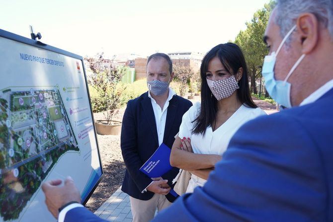 La vicealcaldesa de Madrid, Begoña Villacís, ha visitado la zona, que verá mejorada la calidad de vida de los vecinos del distrito de Chamberí.