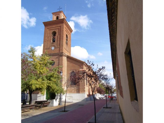 Iglesia de San Matías, en el casco antiguo de Hortaleza