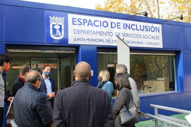 La junta municipal destina un presupuesto de 722.000 euros en 2021 y 2022, un 60 % más que los dos años anteriores, para ayudar a personas en situación de exclusión social.