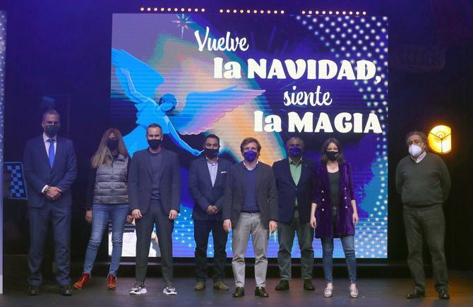 Los representantes de la corporación municipal han presentado la Programación de Navidad 2020. Una Navidad más interactiva que nunca: los madrileños podrán participar en la felicitación de la fachada de Cibeles y enviar su carta a los Reyes a través de una aventura de realidad aumentada.