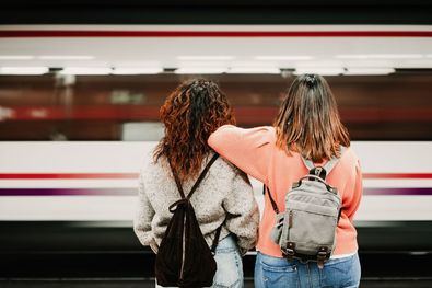 Las 'Mujeres viajeras', de Renfe