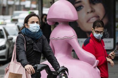 Mascarilla, sí; distancia, a veces