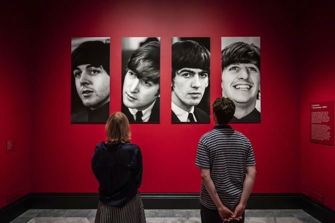 Las fotografía integran la muestra que actualmente acoge la londinense National Portrait Gallery de Londres.