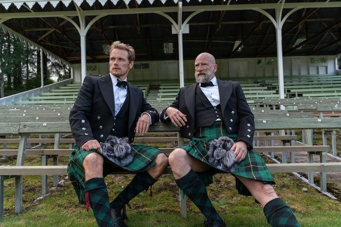 'Men in Kilts' recorre a modo de 'roadtrip' los lugares y tradiciones del corazón de Escocia, de la mano de los dos protagonistas más carismáticos de 'Outlander': Sam Heughan (Jamie) y Graham McTavish (Douglas MacKenzie).