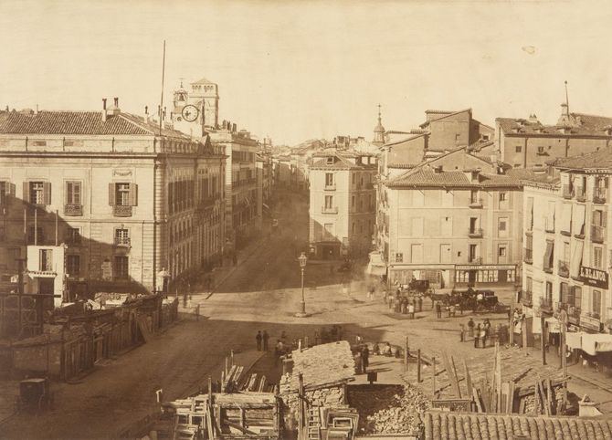 La muestra, cuya entrada será gratuita, incluye casi un centenar de imágenes. Cuenta con relevantes préstamos de Patrimonio Nacional, la Biblioteca Nacional, la Real Academia de Bellas Artes de San Fernando y otras prestigiosas instituciones. 