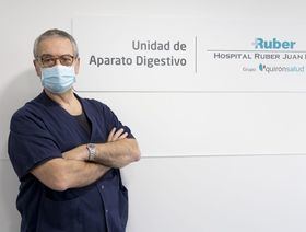 En la imagen, el Dr. Sarbelio Rodríguez, jefe de Servicio del Aparato Digestivo del complejo Hospitalario Ruber Juan Bravo.