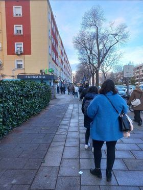 La Comunidad de Madrid reparte 77.000 test de antígenos, que se agota en las farmacias en las primeras horas