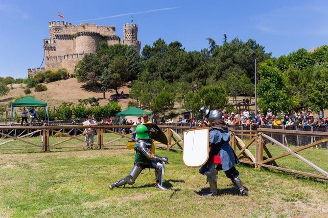 El domingo 18 de septiembre está previsto que el palenque del jardín se convierta en un en un singular recinto con diferentes exhibiciones de combate medieval, con pases a las 11.00 y a las 12.30 horas.