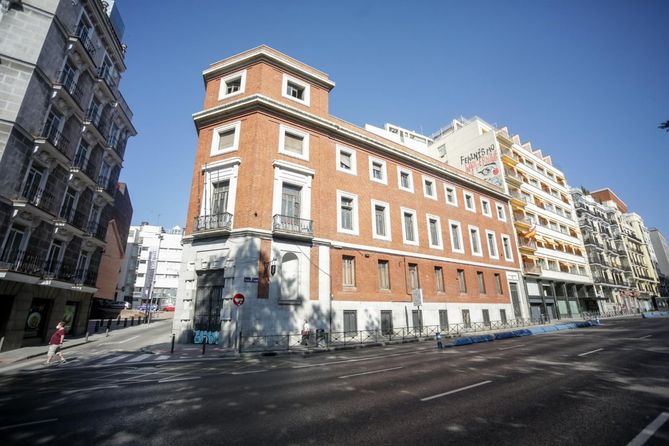 Gracias al acuerdo con el Grupo Mixto para aprobar el Presupuesto de 2022, se acordó esta cesión a la Comunidad de Madrid para implantar en el inmueble el centro de salud que actualmente se encuentra en una grave situación de deterioro en la calle de Alameda.