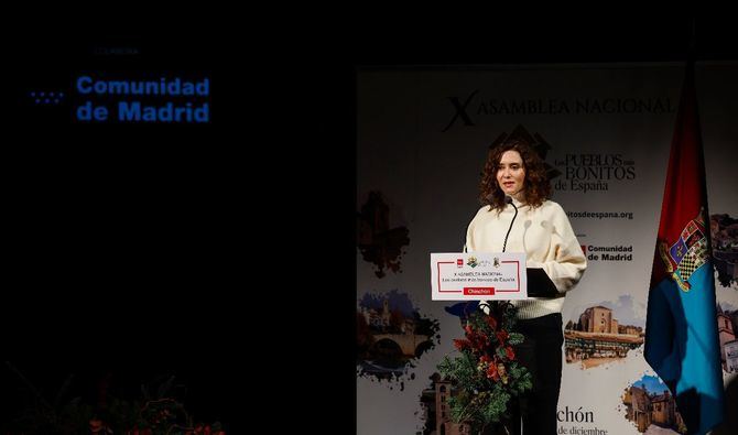 Díaz Ayuso ha destacado las campañas de la Comunidad de Madrid para potenciar el turismo, que ya ha recuperado, en cuanto a la llegada de visitantes nacionales, los datos previos a la pandemia.