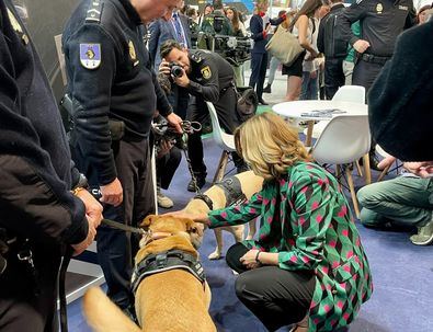 Además de los stands de sus respectivos Ministerios, Alegría y Subirats han visitado los de los Ministerios de Interior, Defensa e Igualdad, además del SEPE y numerosas universidades.