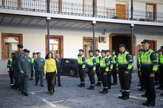 El Sector de Tráfico de la Guardia Civil en la Comunidad de Madrid ha incorporado a 76 nuevos agentes, lo que supone el refuerzo 'más importante en las últimas décadas' que recibe, tal como ha destacado la delegada del Gobierno, Mercedes González, durante la presentación este lunes de estos nuevos efectivos.