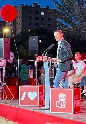 Lobato ha asegurado que, durante 15 días, van a explicar lo que los socialistas quieren hacer en Madrid.