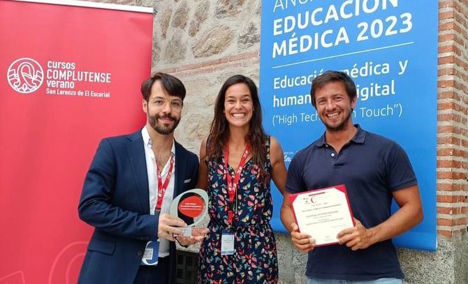 El reconocimiento ha sido otorgado por la Cátedra de Educación Médica Universidad Complutense de Madrid-Fundación Lilly, en virtud de su destacada contribución a través de la plataforma AulaGinecologia.com.