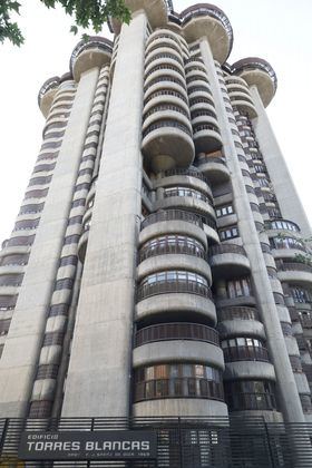 Las icónicas Torres Blancas transformarán el espacio del restaurante de la planta 22 en ocho viviendas de lujo