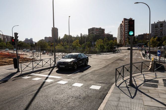 El nuevo vial forma parte de los trabajos de urbanización del ámbito 'Joaquín Lorenzo', que están siendo ejecutados y financiados por la junta de compensación del ámbito.