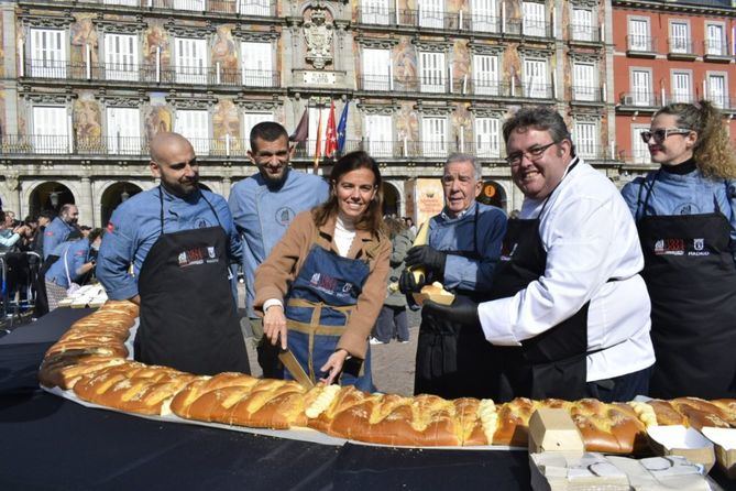 Con estas acciones, el Área de Cultura, Turismo y Deporte pretende divulgar y fomentar las tradiciones madrileñas, impulsar el sector de la cocina y la repostería local y ampliar la oferta de planes culturales y de ocio de la capital.