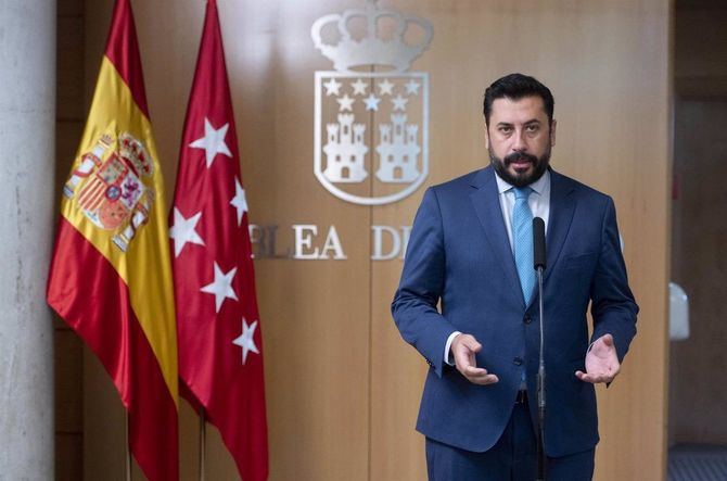 El portavoz del PP en la Cámara regional, Carlos Díaz-Pache, en la Asamblea de Madrid.