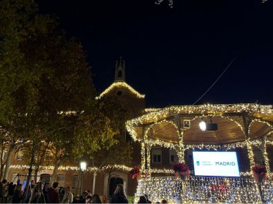 La Navidad se llena de luces y música en Chamberí
