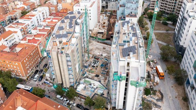 ​Con una inversión municipal de 18 millones de euros, las obras finalizarán en marzo de 2024. De los 205 pisos, 204 son de un dormitorio, 9 de los cuales, además, están adaptados para personas con movilidad reducida.