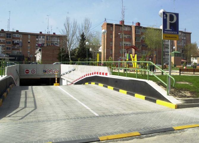 La inspección se ha prolongado desde febrero de 2020 y ha permitido analizar la situación en la que se encuentran las más de 97.000 plazas, en un total de 271 aparcamientos públicos municipales. Este avance ha permitido que ya haya 70 aparcamientos municipales sin lista de espera.