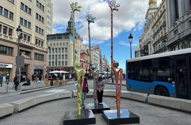 La exposición, que está instalada hasta el 16 de abril, cuenta con el apoyo de la Junta Municipal de Centro y del Ayuntamiento de Madrid.