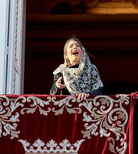 Las saetas cantadas desde emblemáticos balcones al paso de las imágenes cobrarán protagonismo en esta Semana Santa.