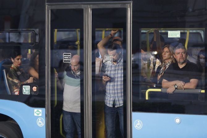 El objetivo del Ayuntamiento es fomentar el uso del autobús como clave para el impulso de la movilidad sostenible en Madrid, en unas jornadas en las que se espera que la ciudad alcance un alto número de desplazamientos después de las vacaciones de Semana Santa.