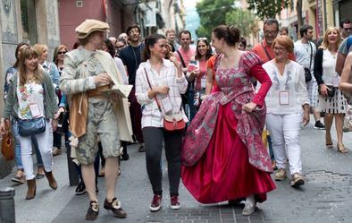 El domingo 21, la Basílica Jesús de Medinaceli será el punto de partida de una ruta teatralizada, a las 11.00 horas, impulsada por la Asociación de Comerciantes del Barrio de las Letras.