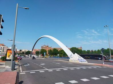 El Ayuntamiento rehabilitará el puente de Ventas para hacer frente a los deterioros que presenta su estructura metálica, con un presupuesto de 1,5 millones de euros.