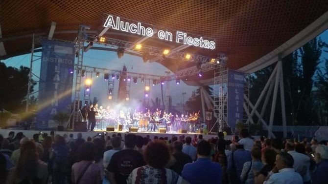 Los festejos populares del distrito de Latina se celebran en el recinto ferial del parque de Aluche durante diez días, del 31 de mayo al 9 de junio. La escuela La Dulzaina de Aluche, con gran arraigo en el distrito, dará el pregón inaugural tras el pasacalle y concierto de la banda celta Lume de Biqueira.