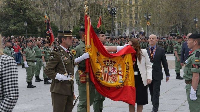 El Ayuntamiento de Alcalá y la Brigada Paracaidista organizan una jura de bandera para personal civil, el próximo 27 de octubre.