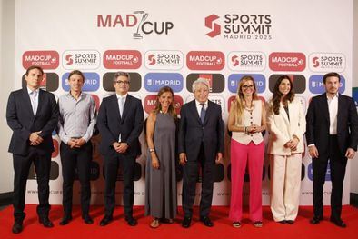 La presentación del evento ha tenido lugar esta mañana, en CentroCentro, de la mano de las titulares municipales de Deporte, Sonia Cea y de Turismo, Almudena Maíllo.