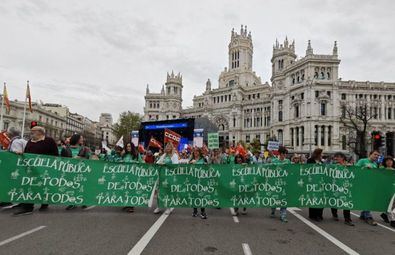 La manifestación, convocada por la Asamblea Marea Verde Madrid, partirá a las 12.00 horas desde Neptuno (plaza de la Lealtad), para concluir frente a la sede de la Consejería de Educación, Ciencia y Universidades.