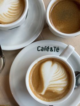 Cada español consume 3,81 kg al año; el 87% prefiere el café con cafeína y el 57%, lo toma a la hora del desayuno.