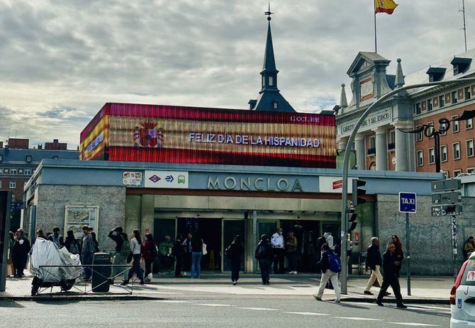 Las proyecciones se mantendrán hasta el domingo en los accesos a los intercambiadores de Plaza de Castilla, Avenida de América, Plaza Elíptica, Moncloa y Príncipe Pío.