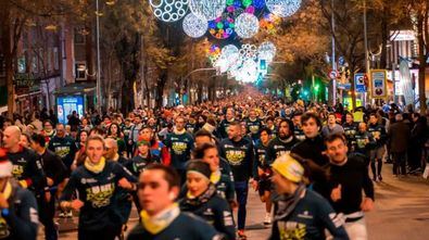 El Corte Inglés será de nuevo patrocinador oficial de la Nationale-Nederlanden San Silvestre Vallecana 2024, la prueba más multitudinaria de España convertida en leyenda y que este año celebra su 60 edición.