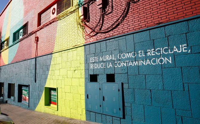 Los murales están pensados para ser un símbolo de sostenibilidad y para su realización, los artistas utilizarán pinturas fotocatalíticas, que absorben el CO2 y lo transforman en oxígeno, ayudando así a disminuir los niveles de contaminación.