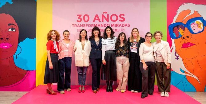 La ministra de Igualdad, Ana Redondo, ha participado en el 30 aniversario del Observatorio de la Imagen de las Mujeres donde ha alertado del aumento de la sexualización de las mujeres en las redes sociales y en la pornografía.