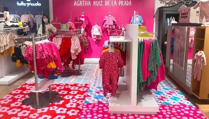 La tienda de la diseñadora, que lleva en este sector cerca de 50 años, se ubica en la calle de Villanueva, 5, esquina con Serrano y la tienda de otra prestigiosa creadora, Carolina Herrera.