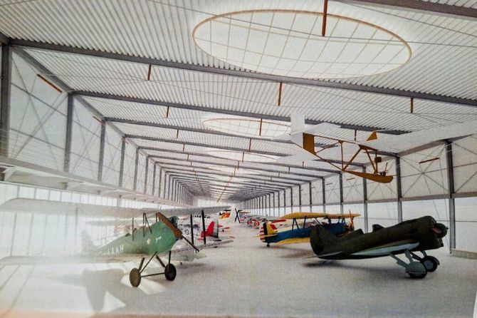 La FIO cuenta con 43 aeronaves de 32 modelos, algunas de las cuales como la 'Bücker', el Súper Saeta o la I-11B fueron fabricadas por Construcciones Aeronáuticas, S.A. (CASA), Hispano Aviación y Aeronáutica Industrial S.A. (AISA), empresas aeronáuticas que marcaron el origen de Airbus en España.