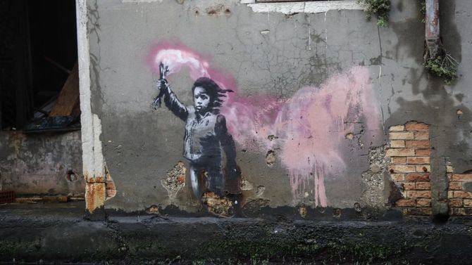 El arte urbano de Bansky llega en forma de réplica de 180 de las obras del artista a Madrid, una idea que ya ha pasado por ciudades como Nueva York o Barcelona y en la que la originalidad de las piezas es secundaria.