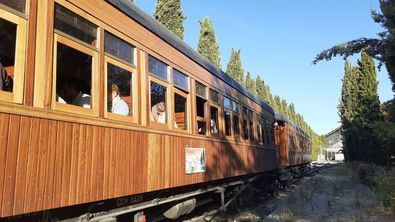 El año pasado cumplió cuarenta años y batió récords de pasajeros: en 36 viajes, 12.517 viajeros, a sumar a los más de 330.000 de sus cuatro décadas completas de circulación.