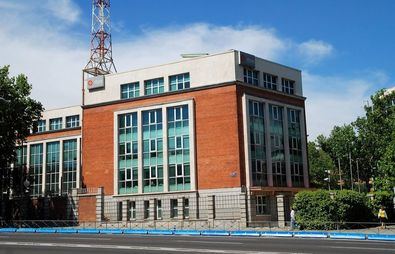El Ministerio de Cultura, a través del Instituto de la Cinematografía y de las Artes Audiovisuales (ICAA), ha formalizado esta mañana la cesión del inmueble, ubicado en la calle de Velázquez, 145, en el distrito de Chamartin, a la Academia de las Artes y las Ciencias Cinematográficas de España para la creación del museo.