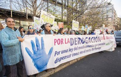Los veterinarios se concentran ante el Congreso