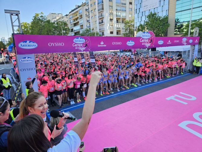 La consejera de Familia, Juventud y Asuntos Sociales de la Comunidad de Madrid, Ana Dávila, ha dado la salida a esta prueba.
