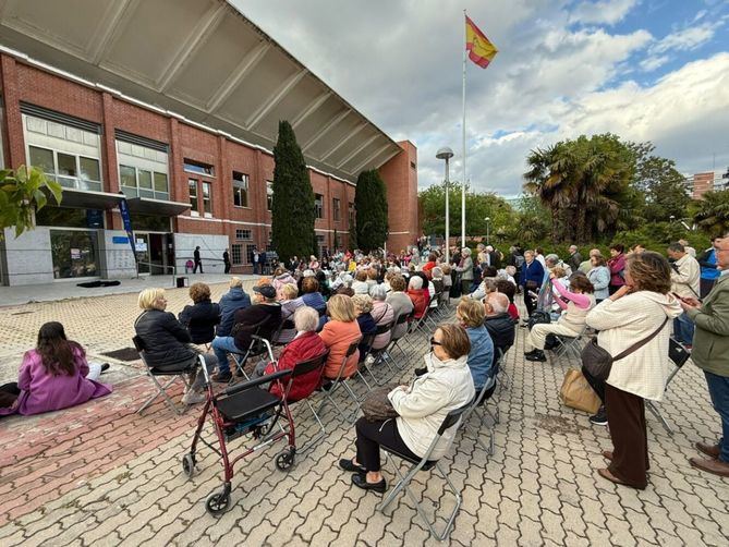 El espectáculo forma parte de la programación de San Isidro en el distrito y del Festival Encuentro de Danza y Música en el Distrito 8, que se celebra durante todo 2025.