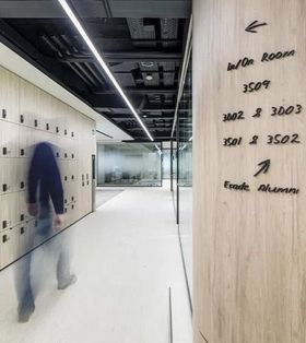 Está equipado, además, con los últimos avances tecnológicos, un espacio dedicado a experiencias inmersivas y realidad virtual y una 'mediaroom', junto a otras zonas polivalentes orientadas al 'wellbeing'.